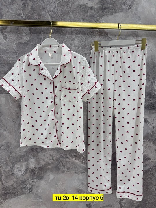пижама со штанами и рубашкой в сердечки,женская пижама комплект,пижама женская,пижама со штанами и рубашкой с сердечками теплая,домашняя одежда пижама