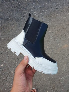 Ботинки