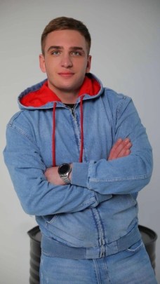 Джинсы