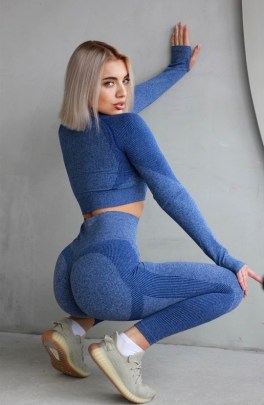 Костюм