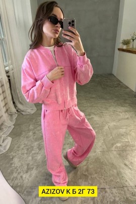 Костюм