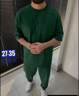 Костюм