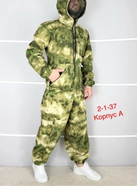 Костюм