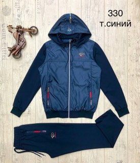 Костюм