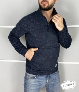 Свитер