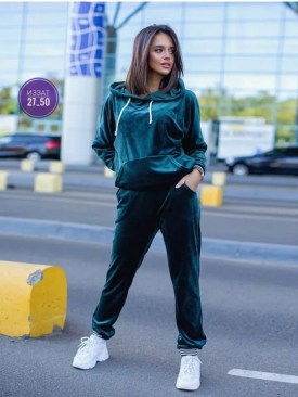 Костюм