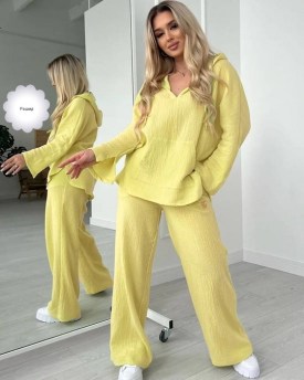 Костюм