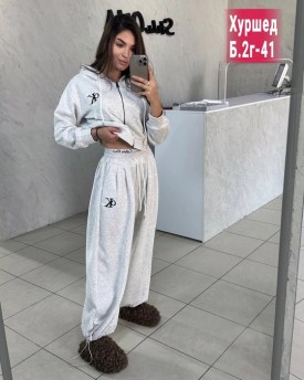 Костюм