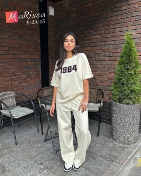 Костюм