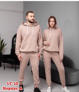 Костюм