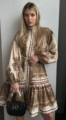 Платье