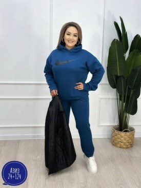 Костюм