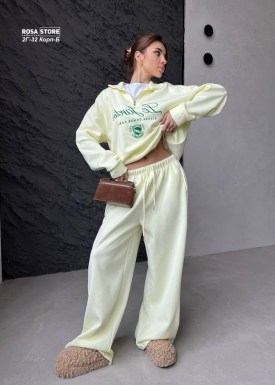 Костюм