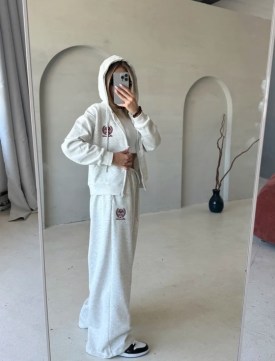 Костюм