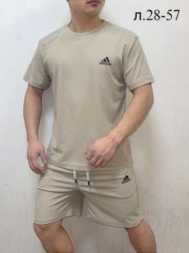 Костюм