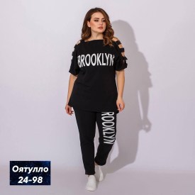 Костюм