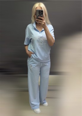 Костюм