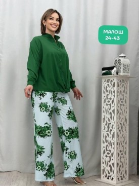 Костюм
