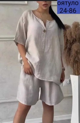 Костюм