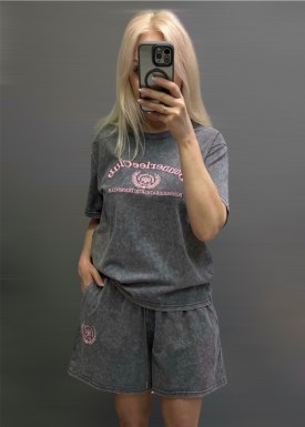 Костюм