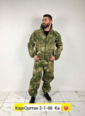 Костюм