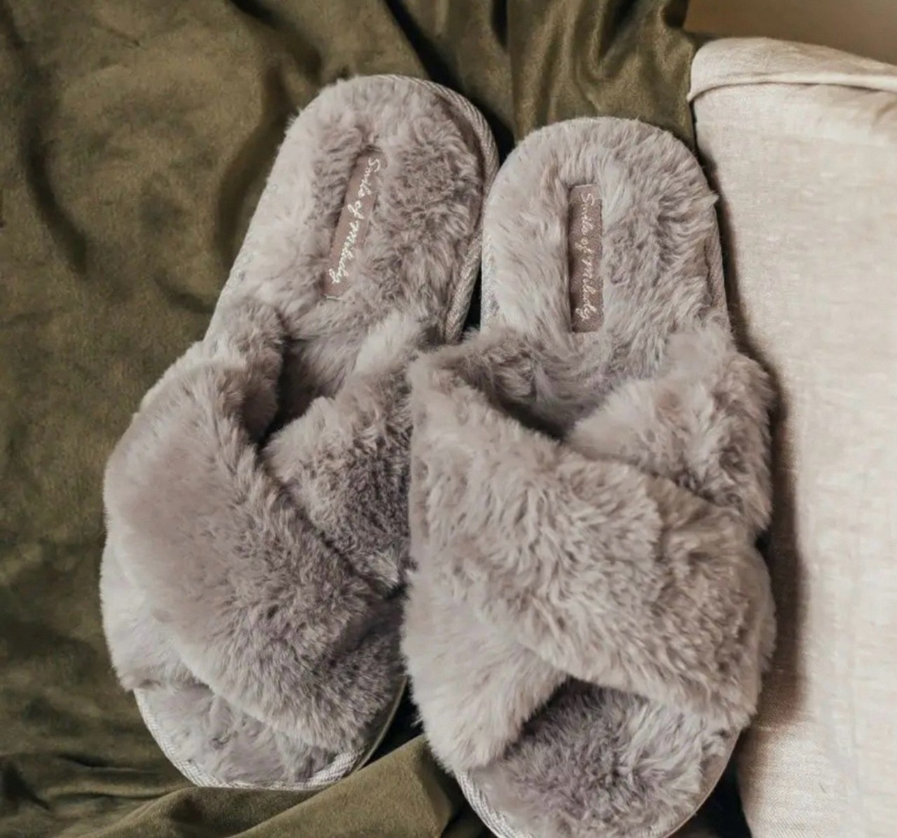 тапочки домашние меховые,женские домашние тапочки,пушистые домашние тапочки,плюшевые домашние тапочки,тапочки женские домашние меховые