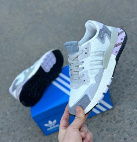 Кроссовки
