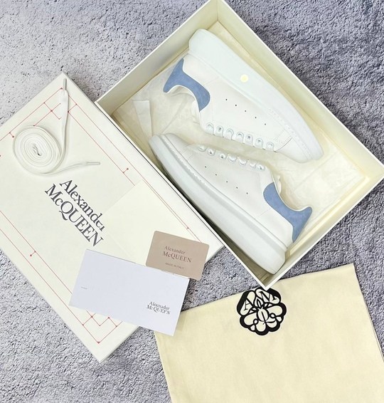 кроссовки alexander mcqueen,кроссовки женские alexander mcqueen,александр маккуин кроссовки оригинал,кеды alexander mcqueen,александр маккуин кроссовки