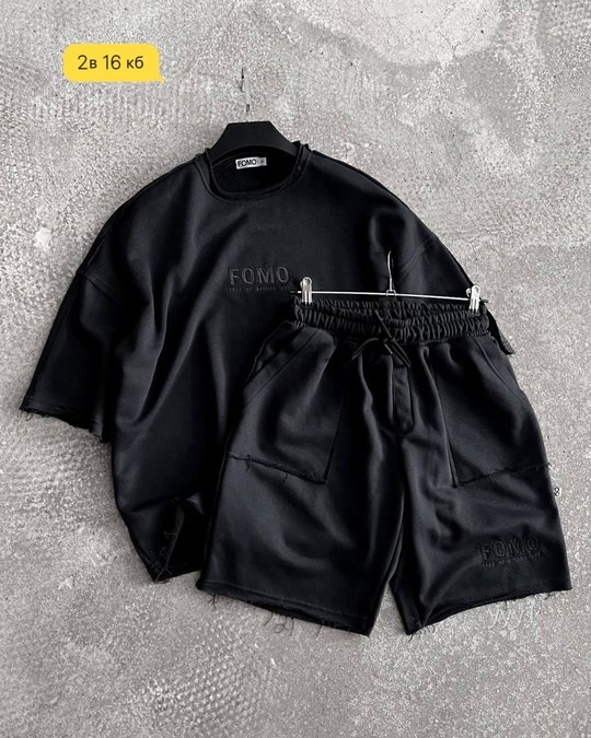 костюм мужской,спортивный костюм с шортами мужской,мужской костюм с шортами и футболкой,спортивные костюм,мужской костюм с шортами