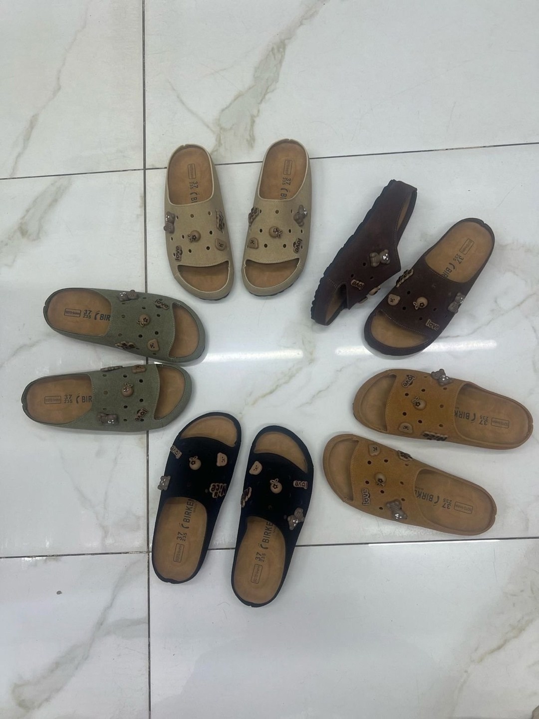 ,тапки модные,женская ,обуви,тапки с дырками