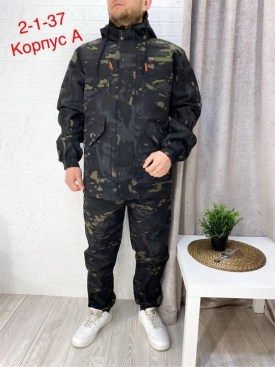 Костюм