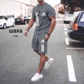 Костюм