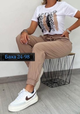 Костюм