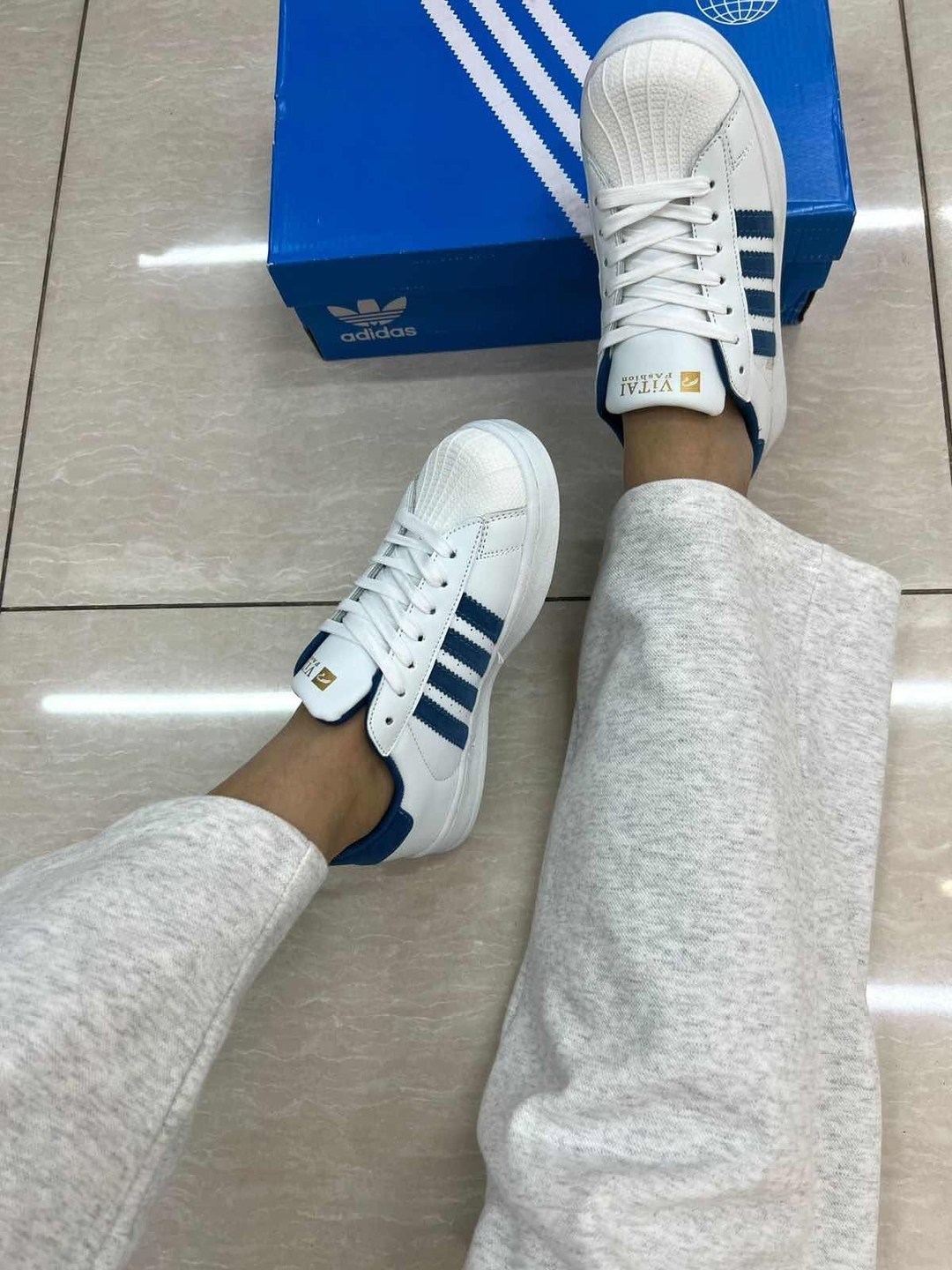 кроссовки адидас суперстар розовые,кроссовки adidas original superstar,кроссовки адидас бело красные,,кроссовки адидас ориджиналс