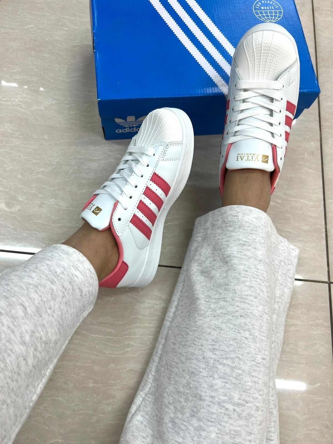 кроссовки адидас суперстар розовые,кроссовки adidas original superstar,кроссовки адидас бело красные,,кроссовки адидас ориджиналс