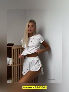 Костюм