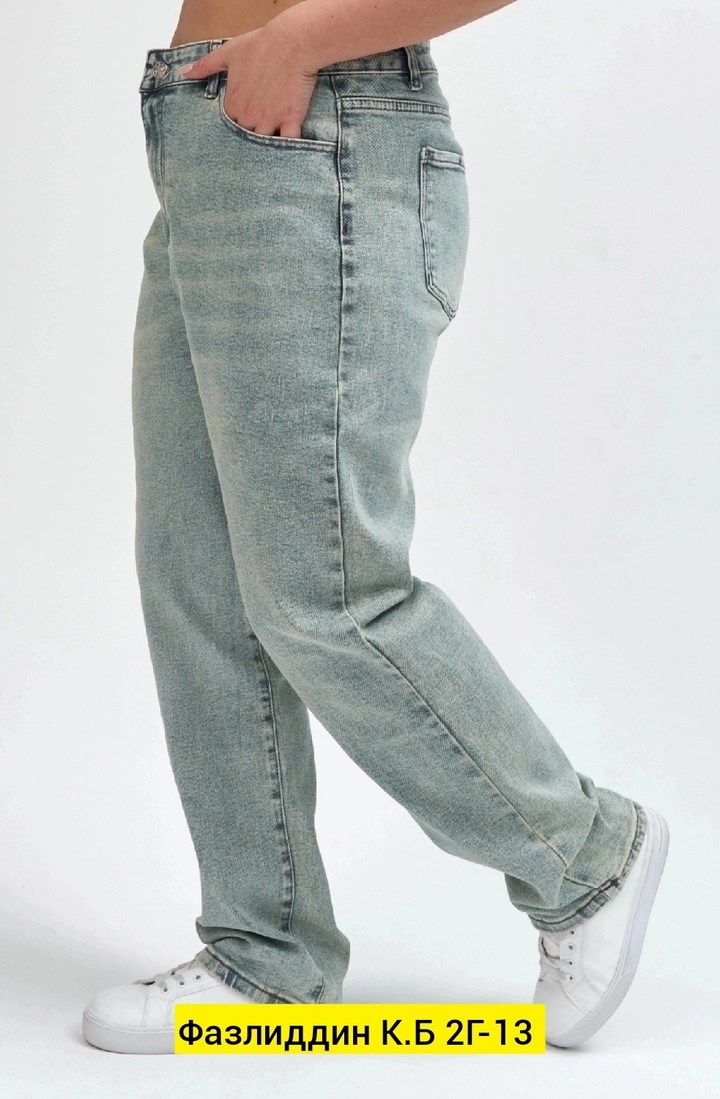 женские джинсы,джинсы бананы женские,джинсы бананы на полных девушках,джинсы средней ширины женские,джинсы мом женские