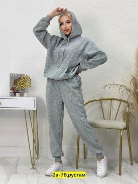 Костюм