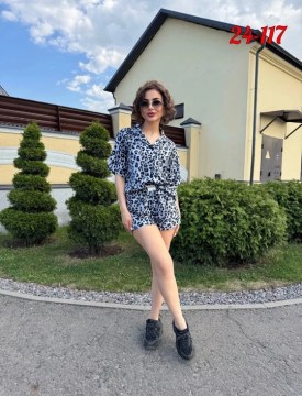 Костюм
