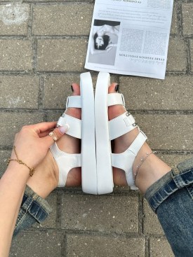 Сандали