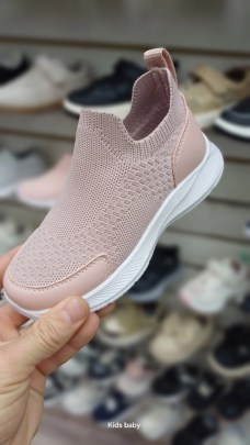 Кроссовки