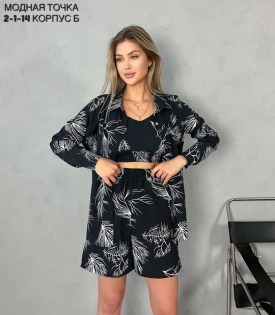 Костюм