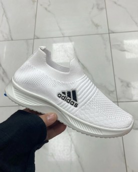 Кроссовки