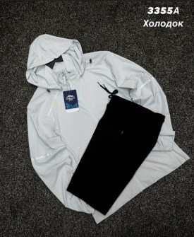 Костюм