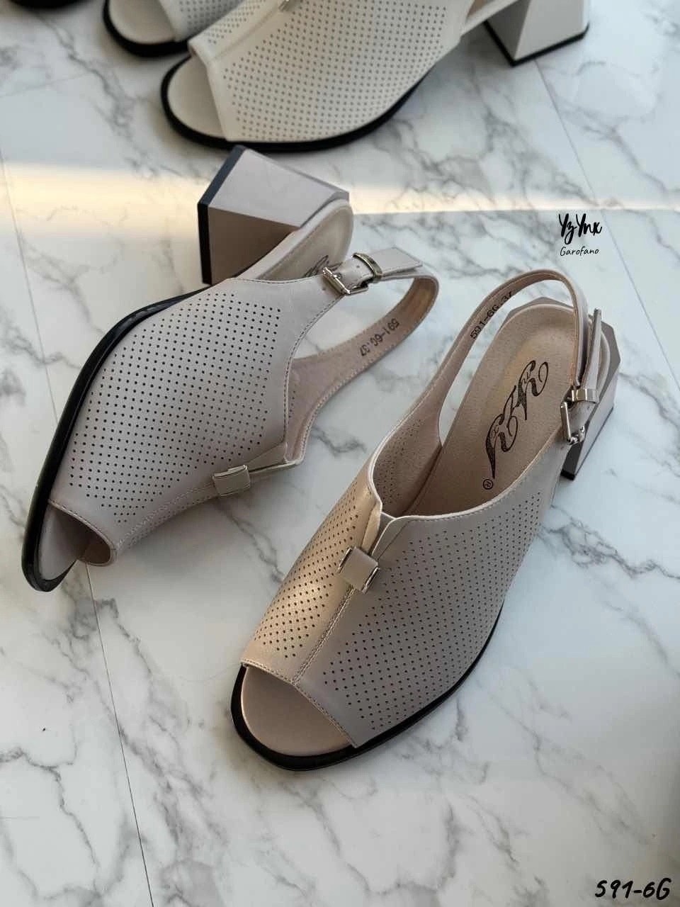 ,женские босоножки,стильные босоножки,босоножки с перфорацией,босоножки