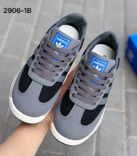 Кроссовки
