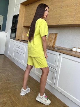 Костюм