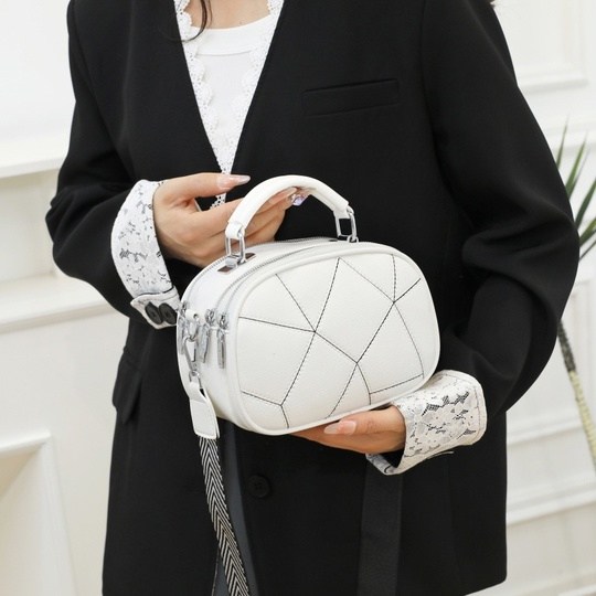 сумка через плече,сумка на плечо кросс боди,кросс боди сумка,сумка на плече,сумка женская