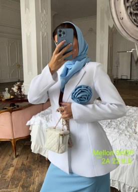 Костюм