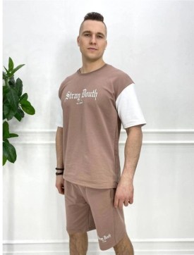 Костюм